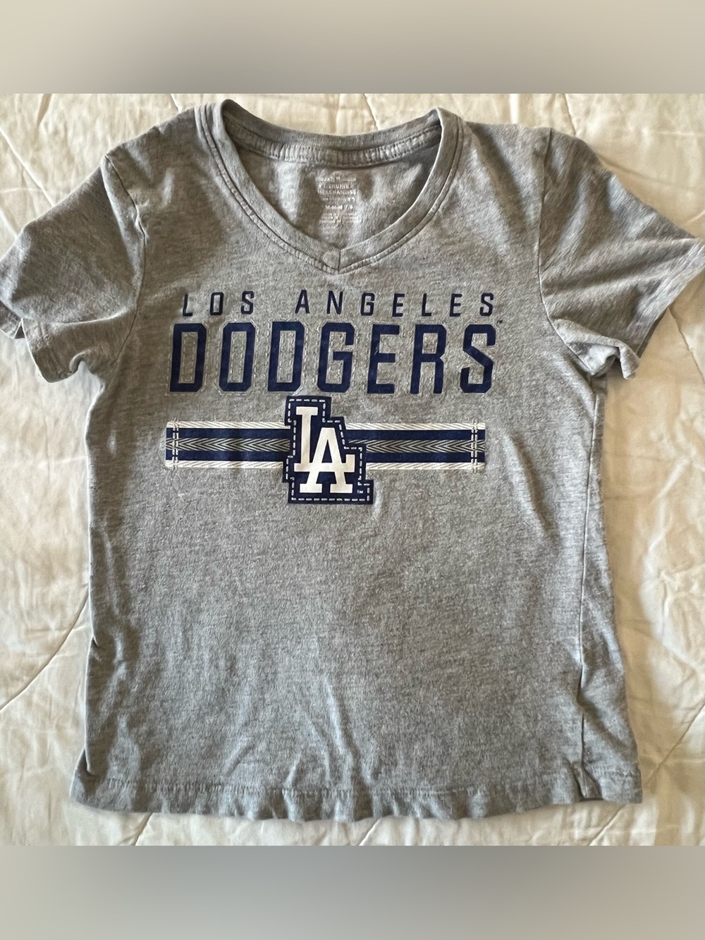 Genuine Merchandise Los Angeles Dodgers Grey & Navy Kids V-Neck Tee
